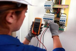 New ACT Budget Benefits Female-electrician-blog